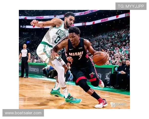 球探网篮球即时比分直播服务，享受高清流畅的比赛直播体验与比分同步